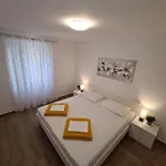 Apartman And Mazuranic *