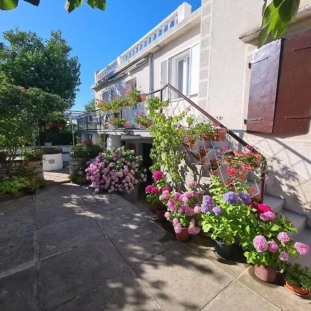 Apartment And Mazuranic Novi Vinodolski