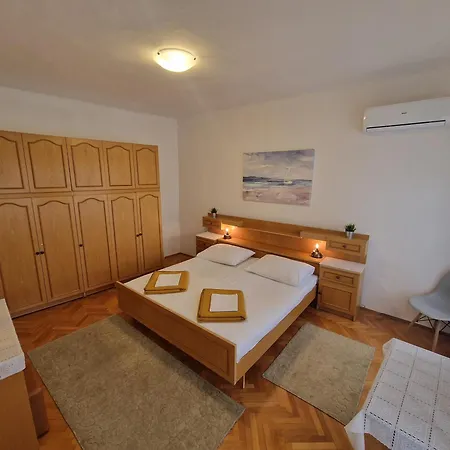 Apartment And Mazuranic