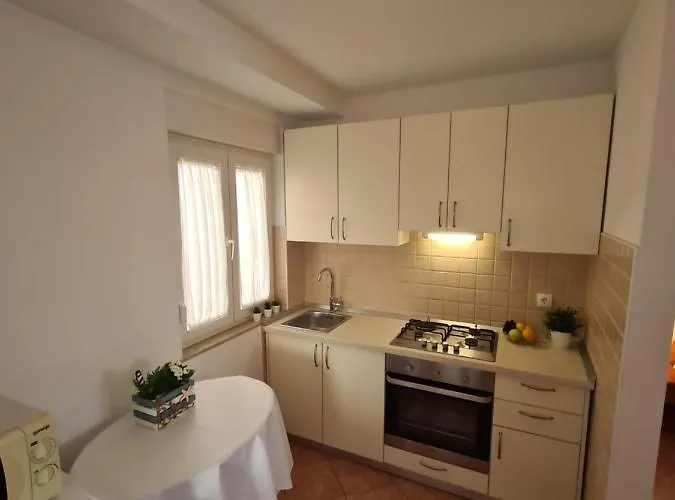 Apartments&rooms Mazuranic Apartment